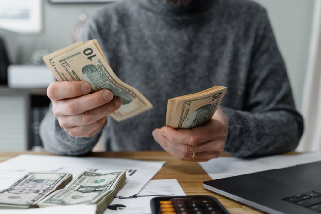 cara menghitung payroll karyawan bulanan